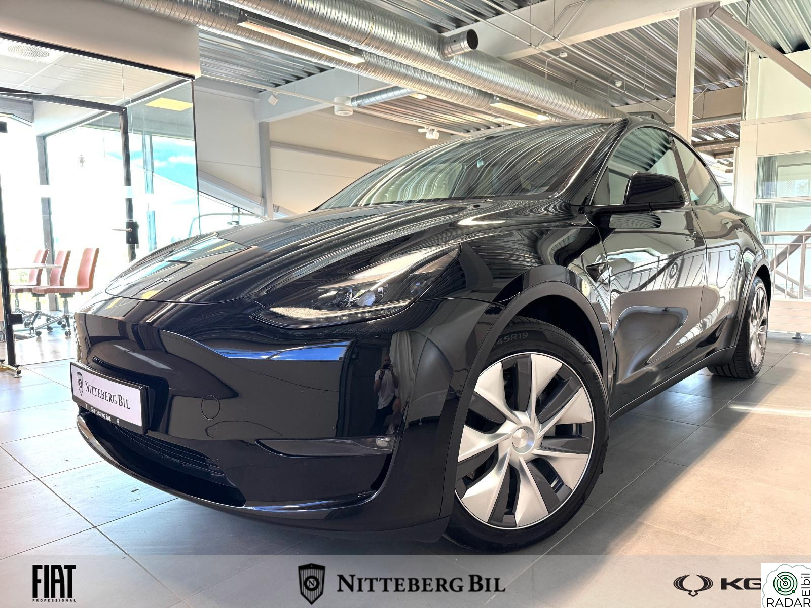 TESLA Model Y - Long Range - AWD - 533 Km WLTP - Panorama Glasstak -