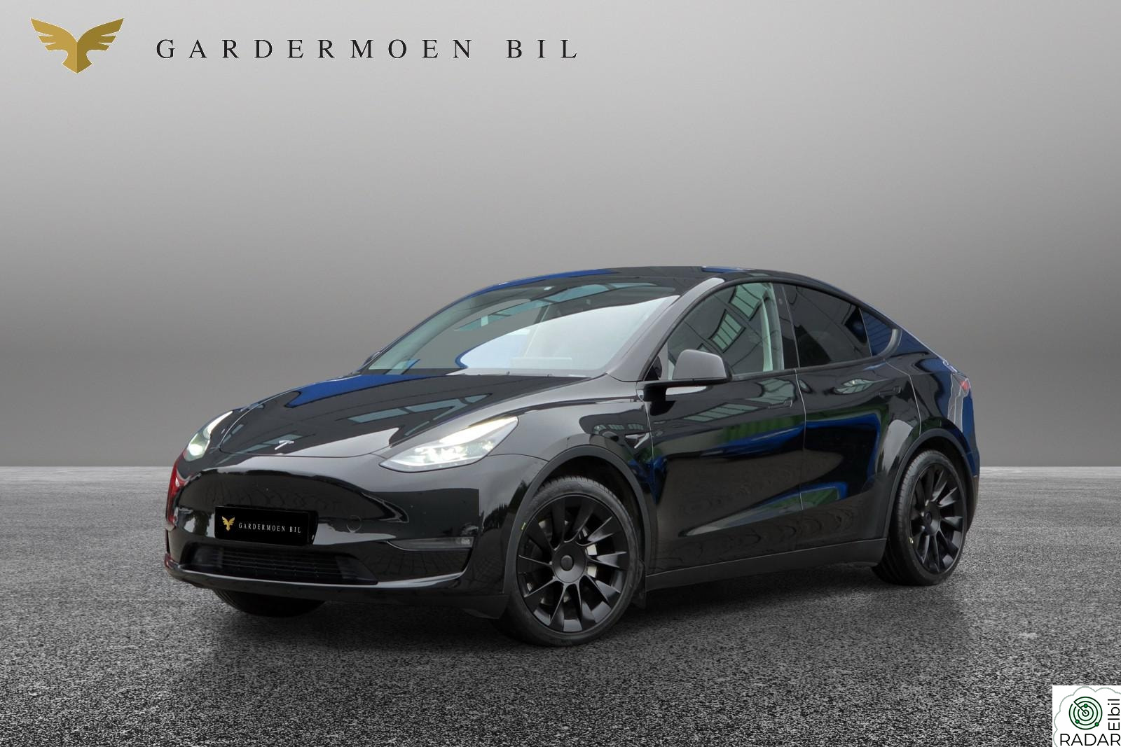 TESLA Model Y Long Range/Dual Motor/Autopilot/Krok/Premium/Berlin+++