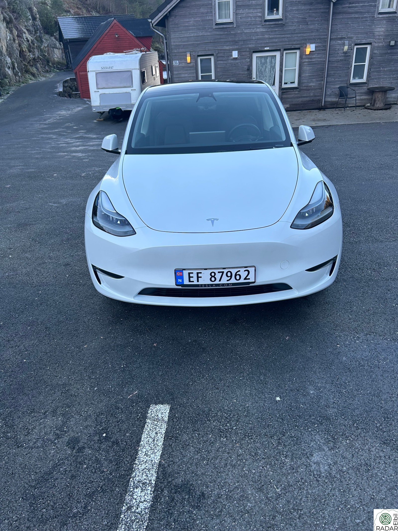 TESLA Model Y Long Range AWD