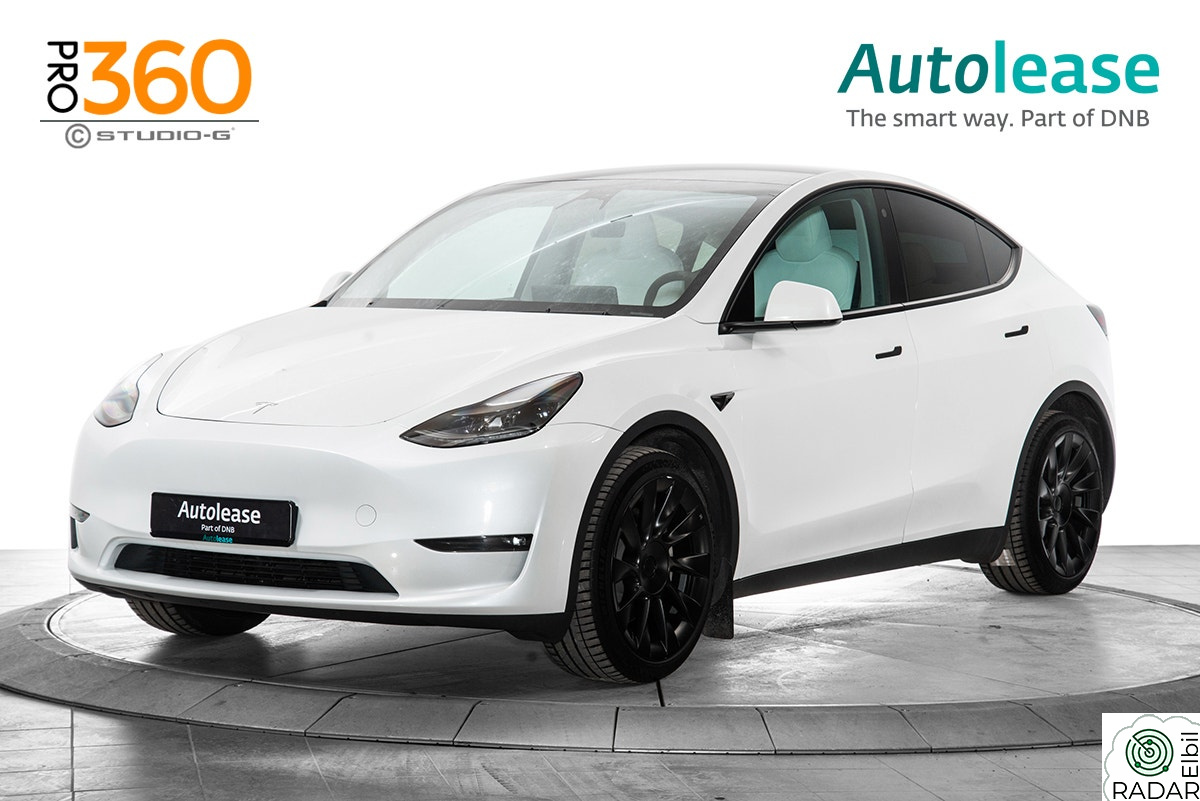 TESLA Model Y Long Range Dual Motor AWD, Hengerfeste,Panoramatak,