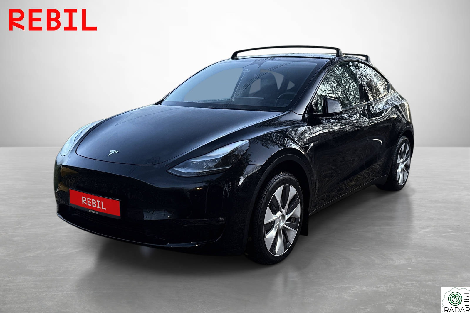 TESLA Model Y Long Range/AWD/Pano/AP/Krok/R.Kam/Skinn/Navi/V.Pumpe