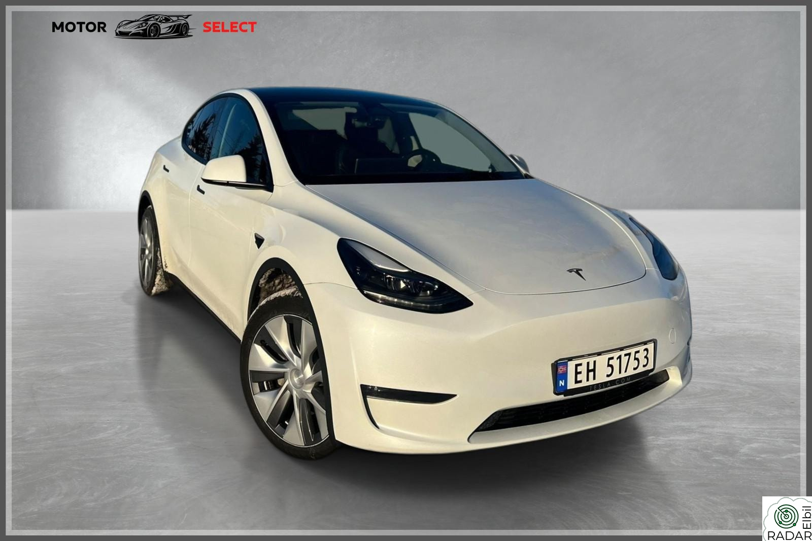 TESLA Model Y Long Range AWD/Krok/Autopilot/Premium/Pano/Garanti++