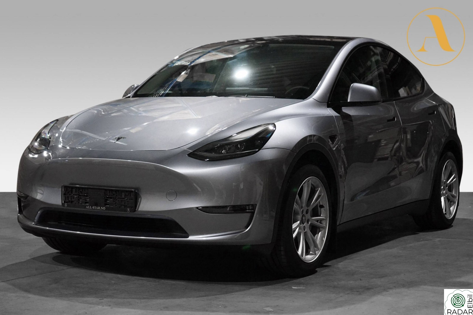 TESLA Model Y LONG RANGE AWD PREMIUM/PANORAMA/AUTOPILOT/H.FESTE/NORSK