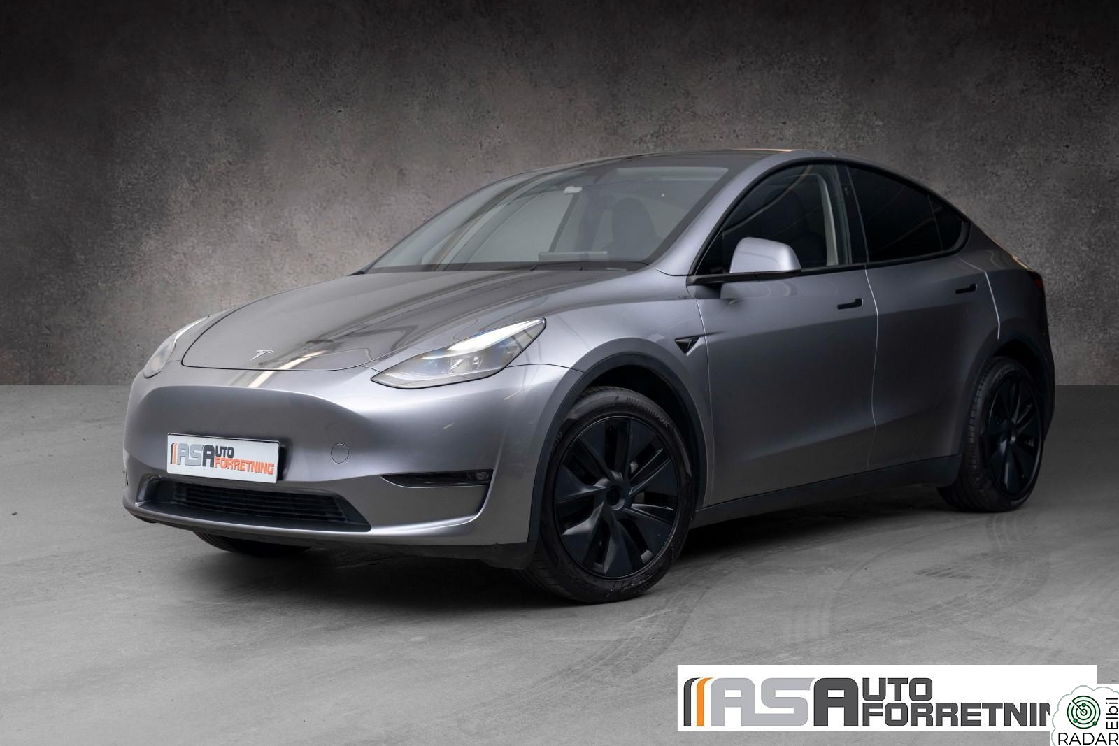 TESLA Model Y LONG RANGE/AWD/KROK