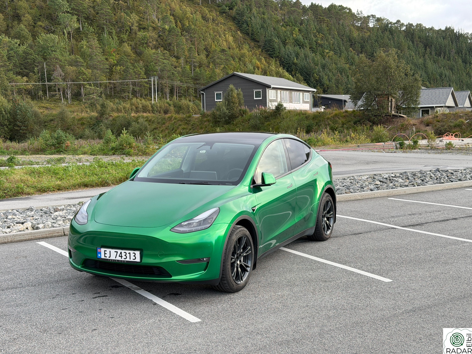 TESLA Model Y Long Range AWD