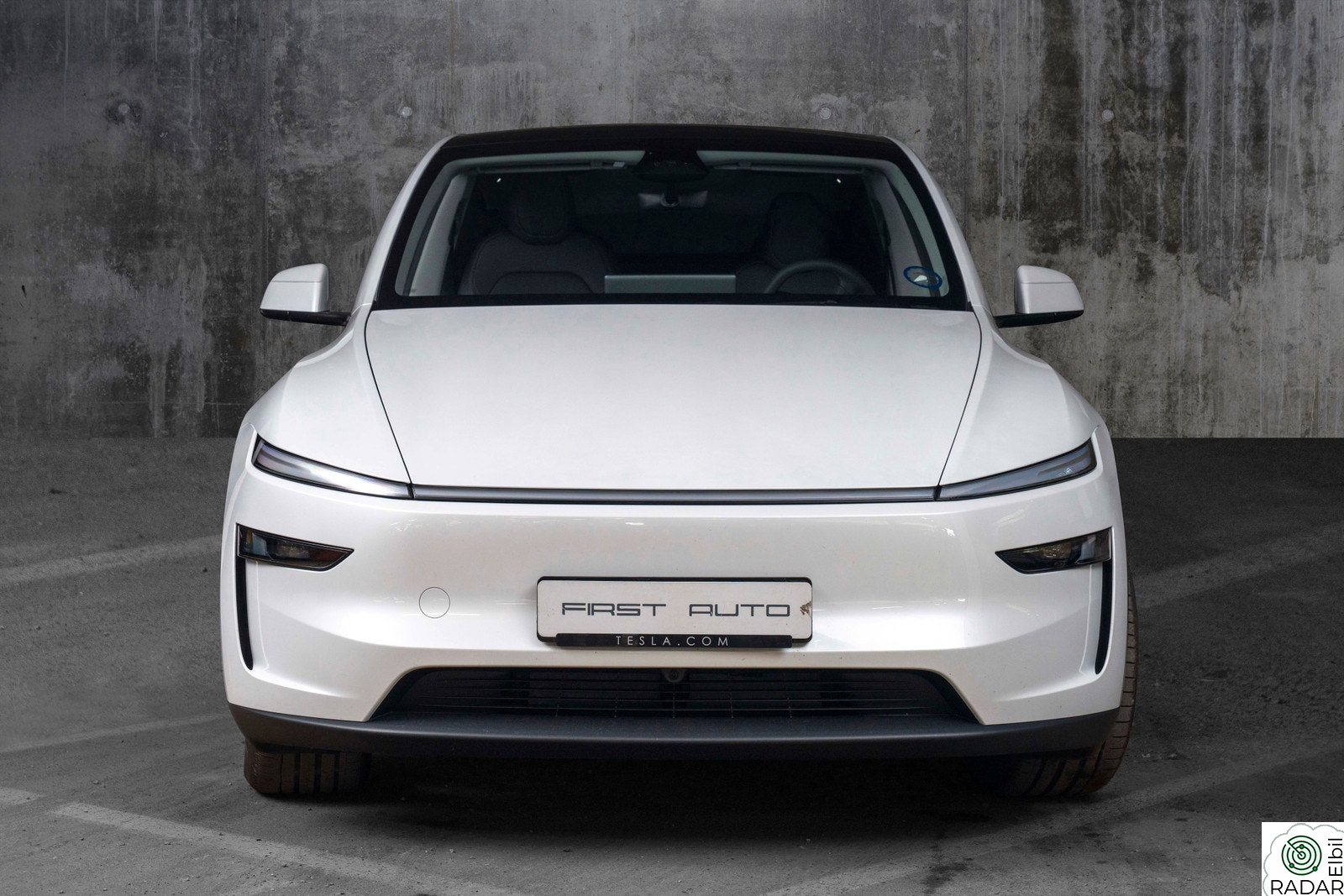 TESLA Model Y LR AWD JUNIPER KROK INNBYTTE 20`HELIX LEVERINGSKLAR