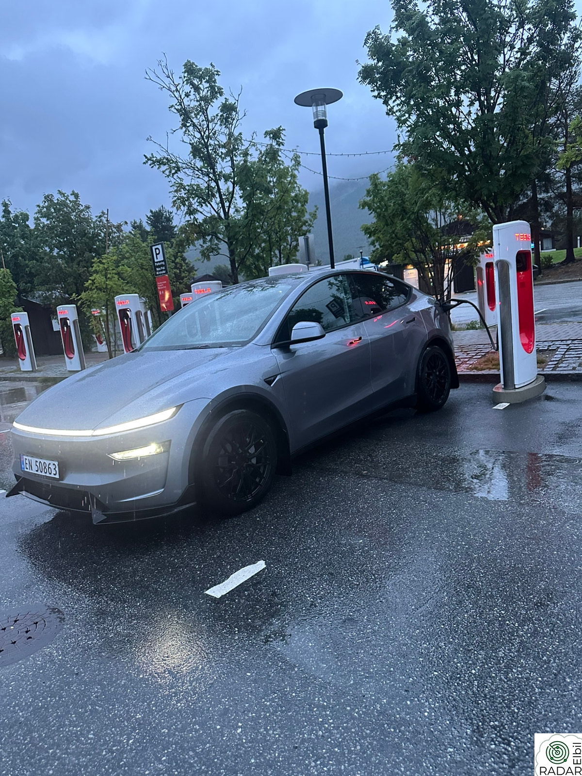 TESLA Model Y Long Range AWD