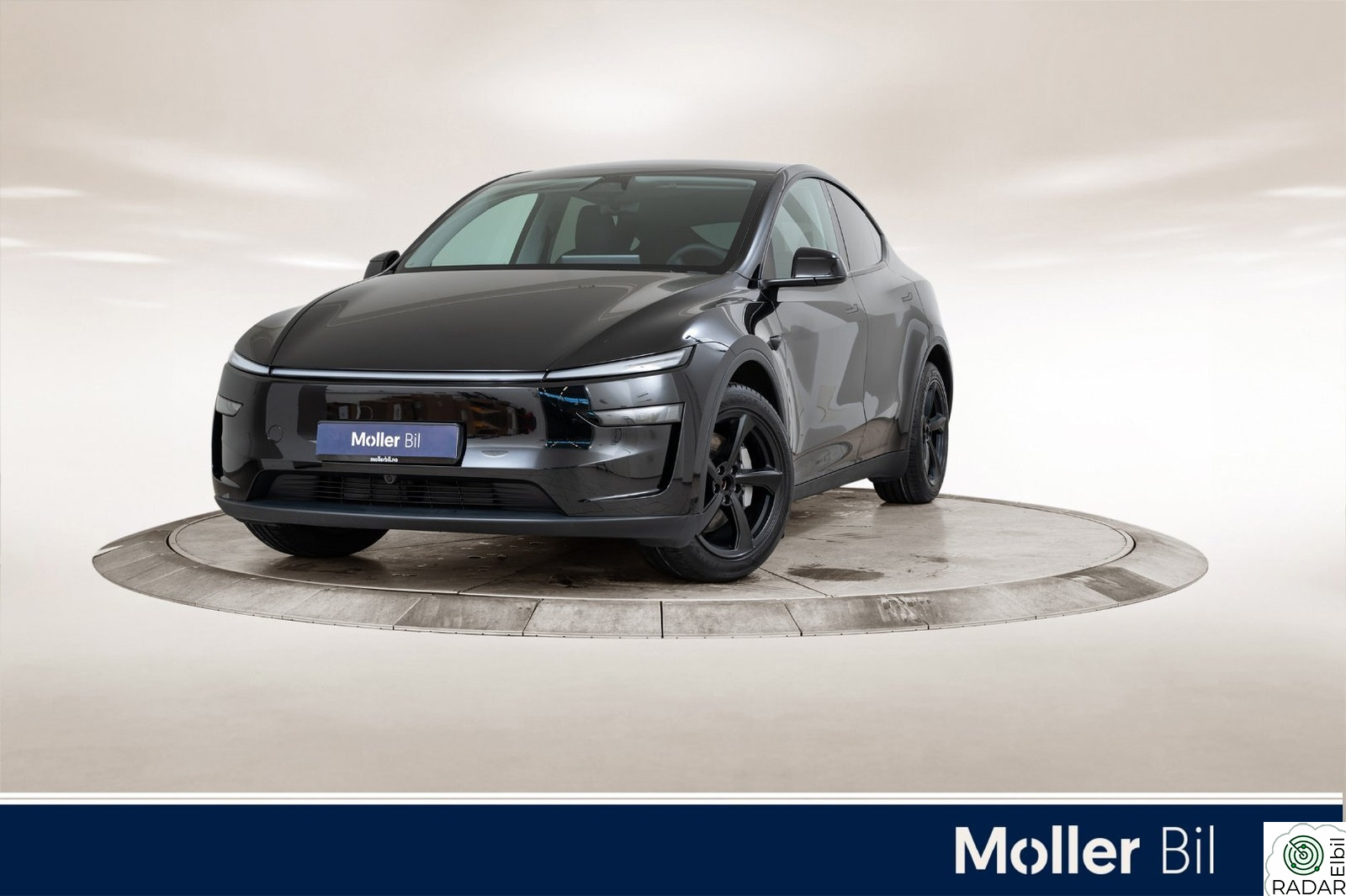 TESLA Model Y Long Range AWD - Pano, 360Kam, Keyless