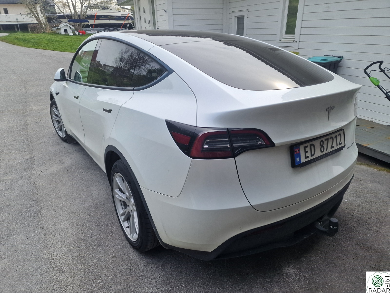 TESLA Model Y Long Range AWD