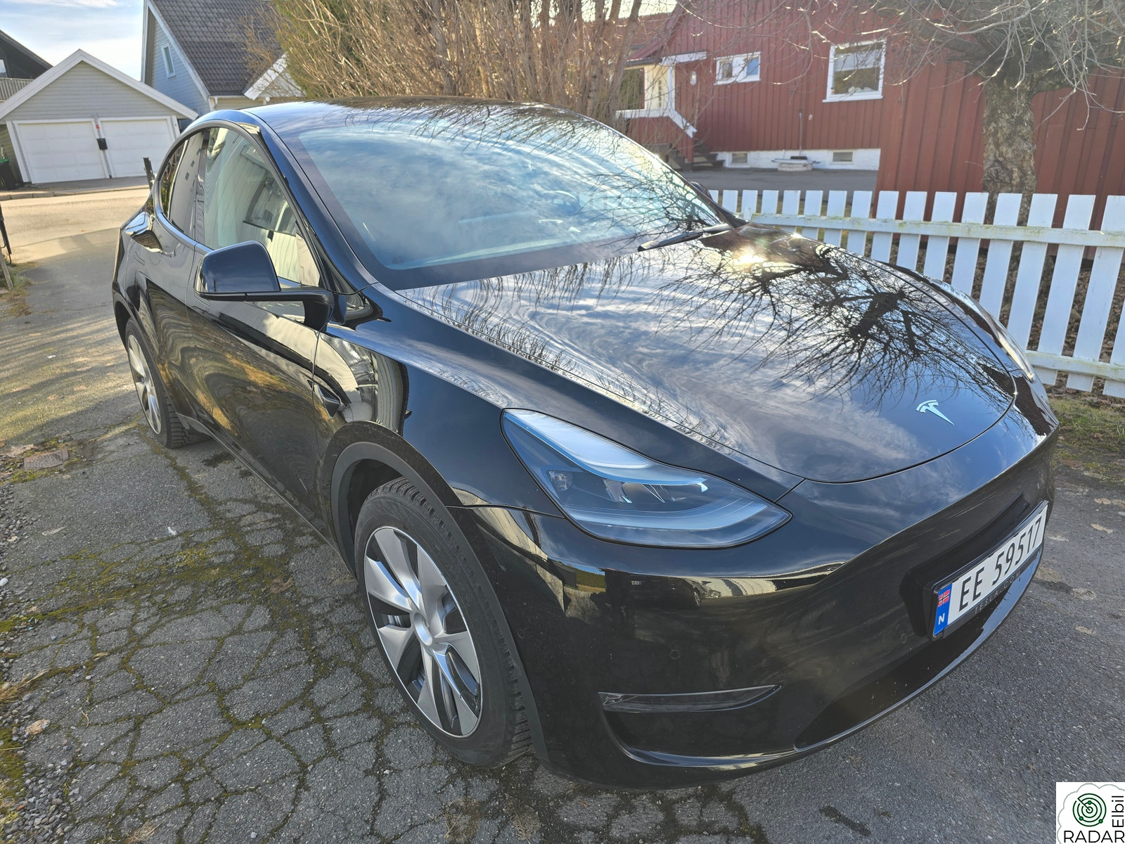 TESLA Model Y Long Range AWD