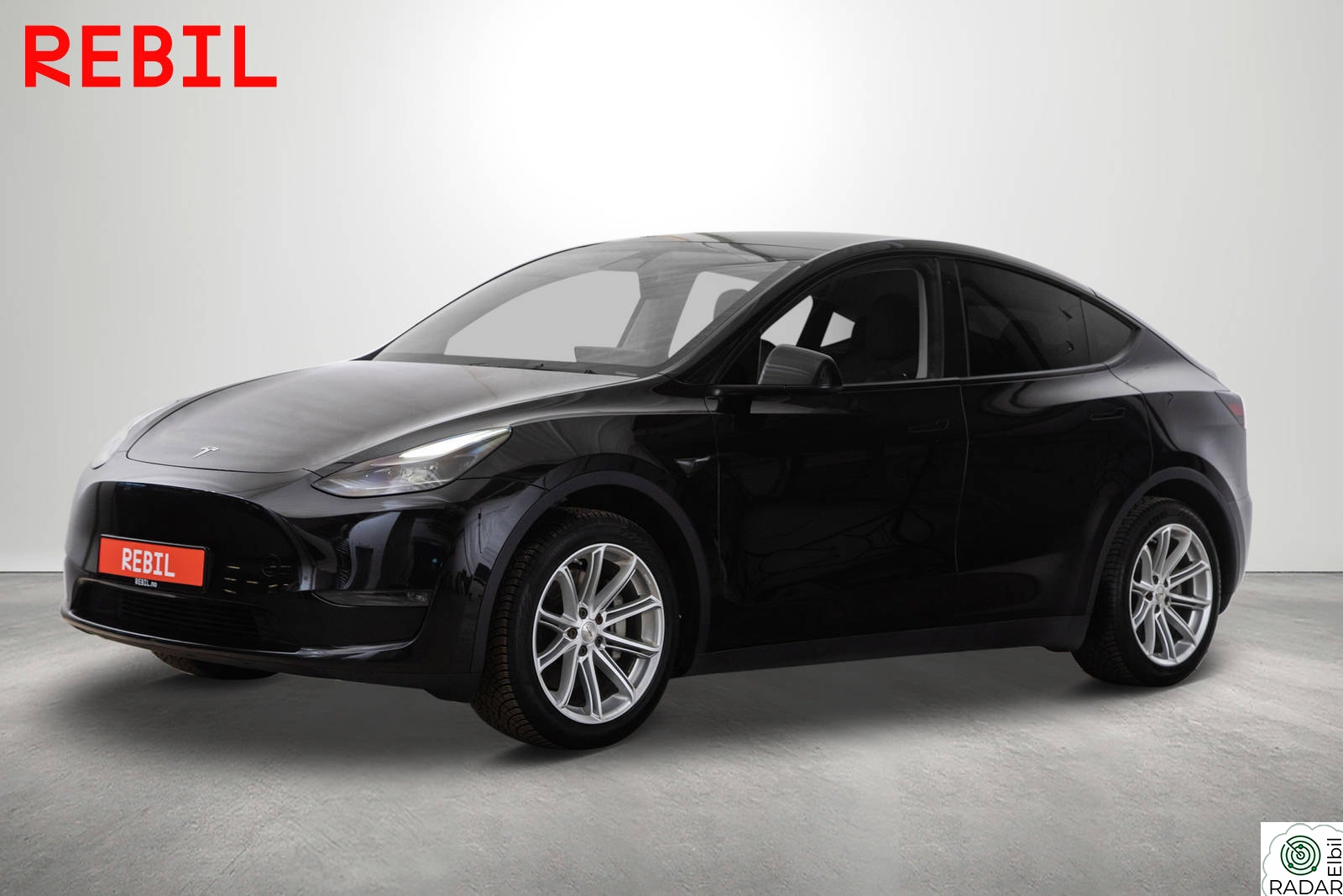 TESLA Model Y 533Km (75kWh) LR/AWD/Pano/Krok/Navi/Ryzen/Skinn/AP