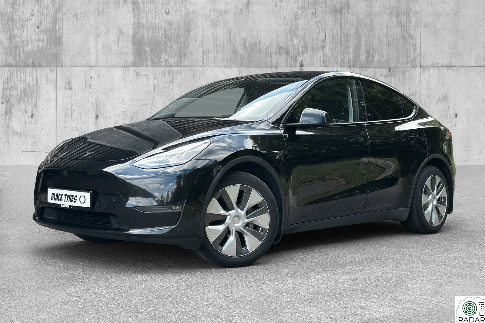 TESLA Model Y Long Range AWD BERLIN, PremiumLyd, Rattvarme, Krok, AP