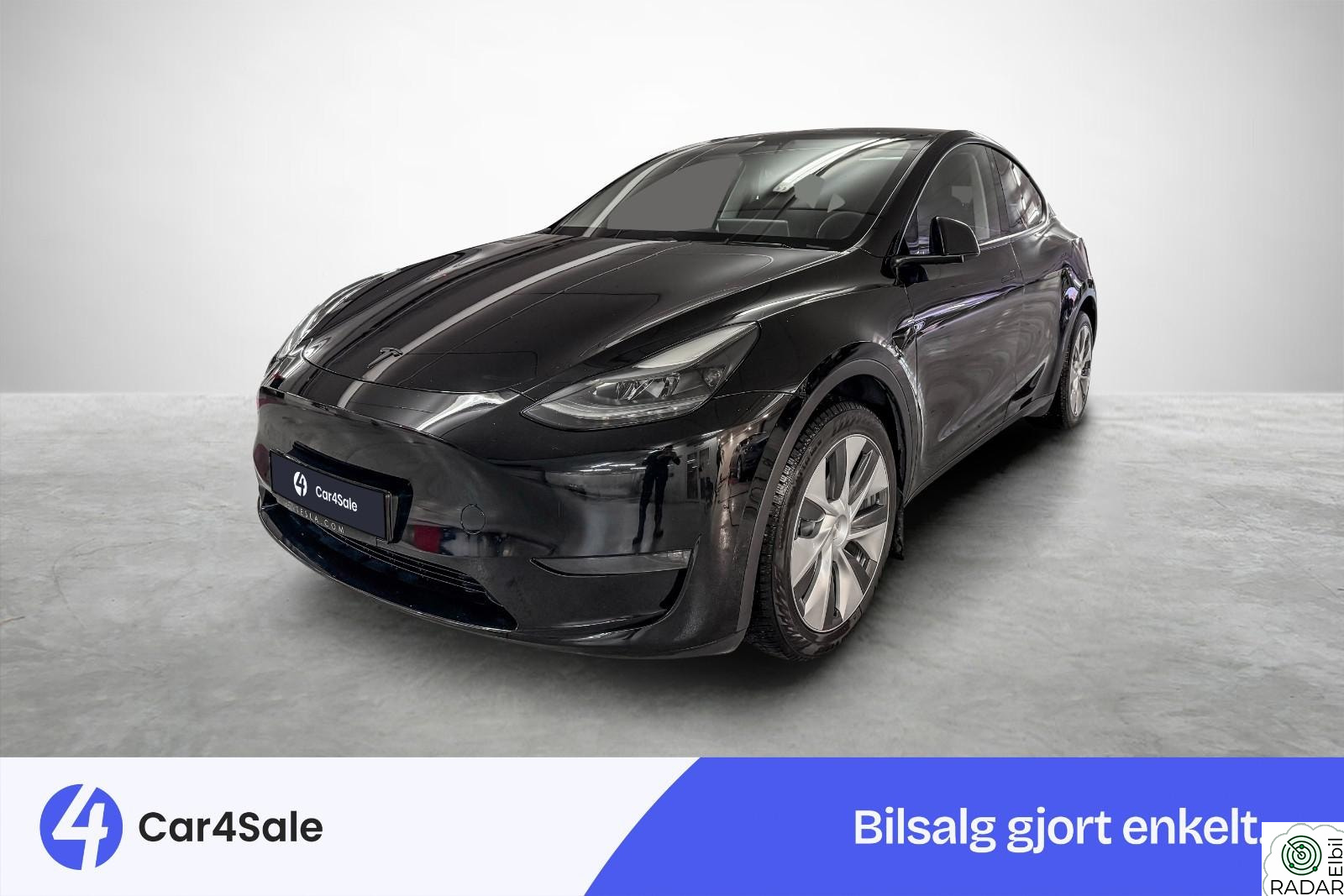 TESLA Model Y Long Range AWD 533km / Premium / AP / V.Pumpe / Krok+++