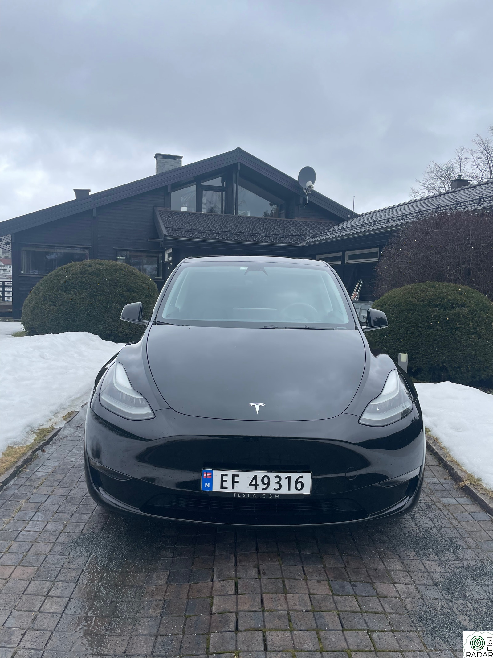TESLA Model Y Long Range AWD