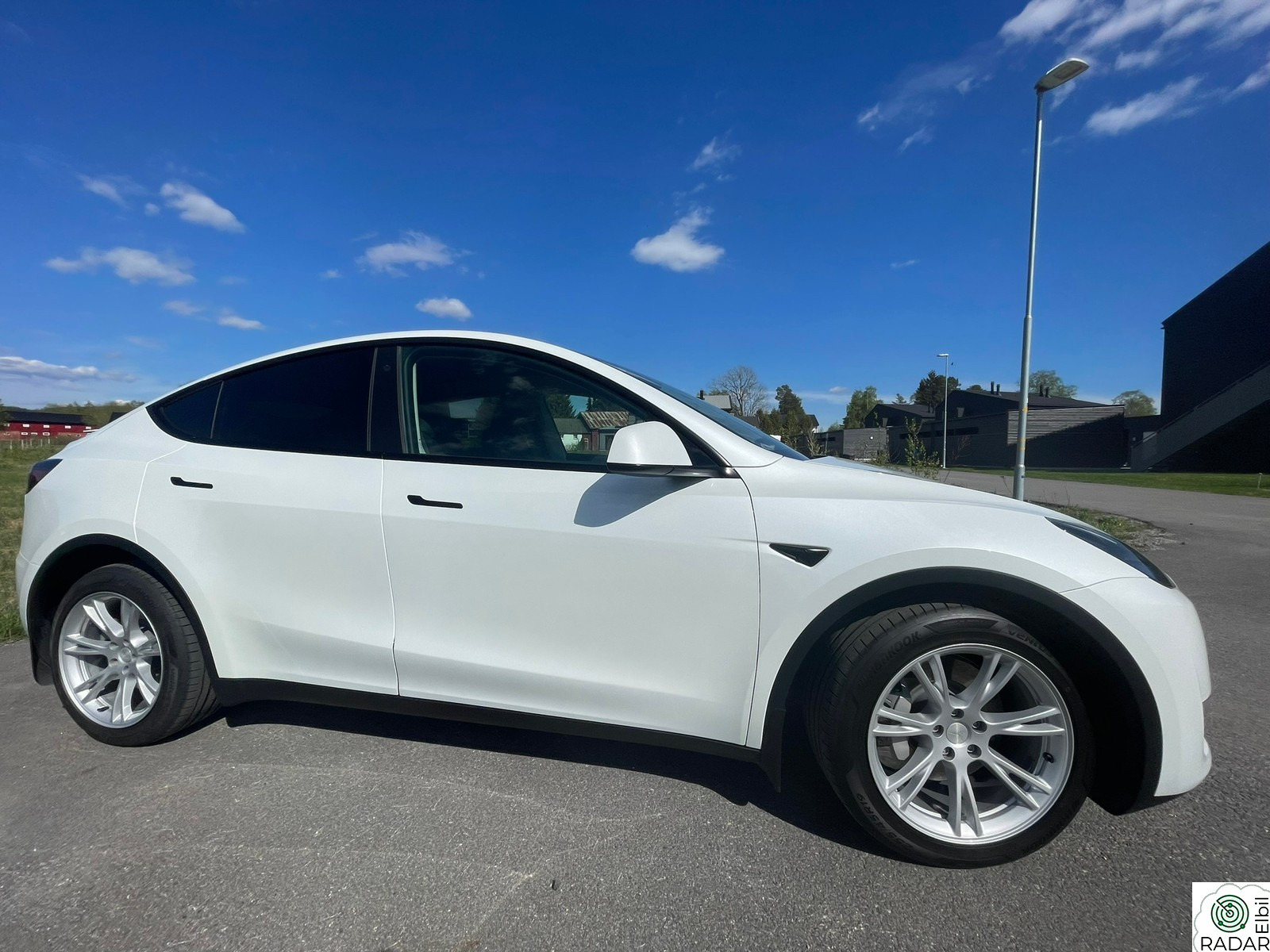 TESLA Model Y Long Range AWD/Tilhengerfeste/S+V hjul/Ingen heftelser