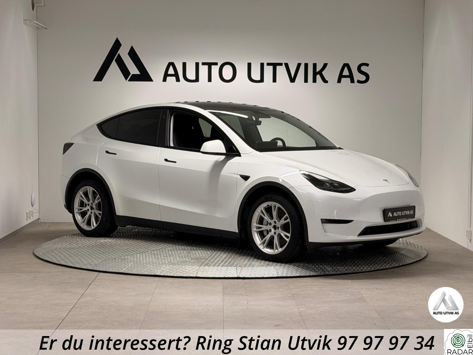 TESLA Model Y LONGRANGE/AP/KROK/GLASSTAK/V.PUMPE/75kWh/533KM