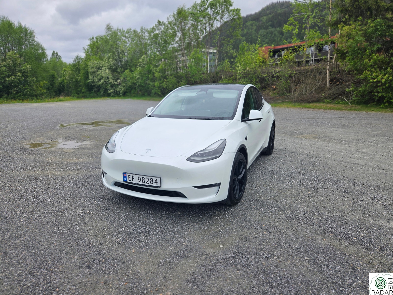 TESLA Model Y Long Range AWD, Accelaration boost