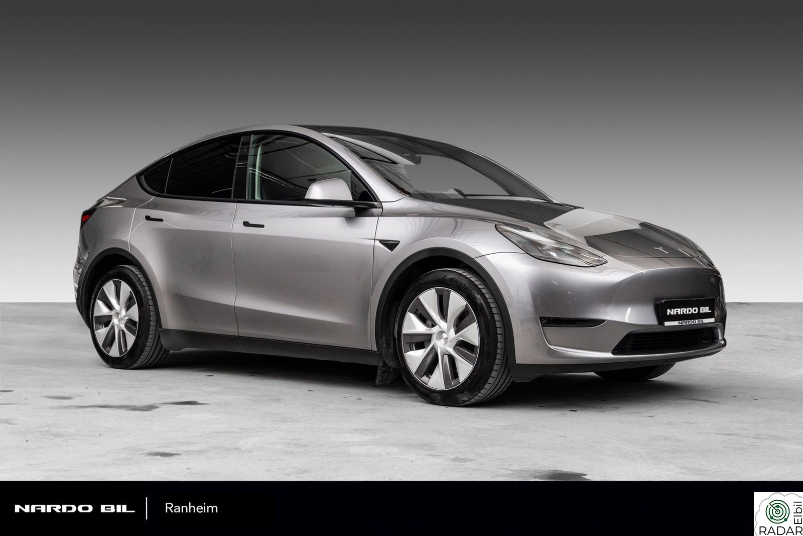 TESLA Model Y Long Range AWD/Premium/Autopilot/Varmepumpe/Reg.10.2023