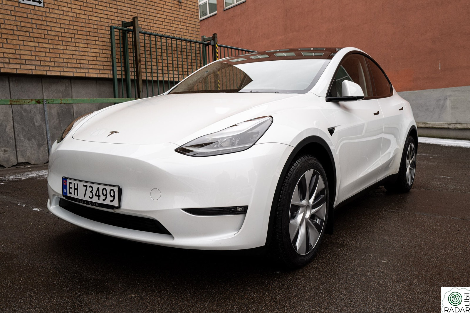 TESLA Model Y Long Range AWD