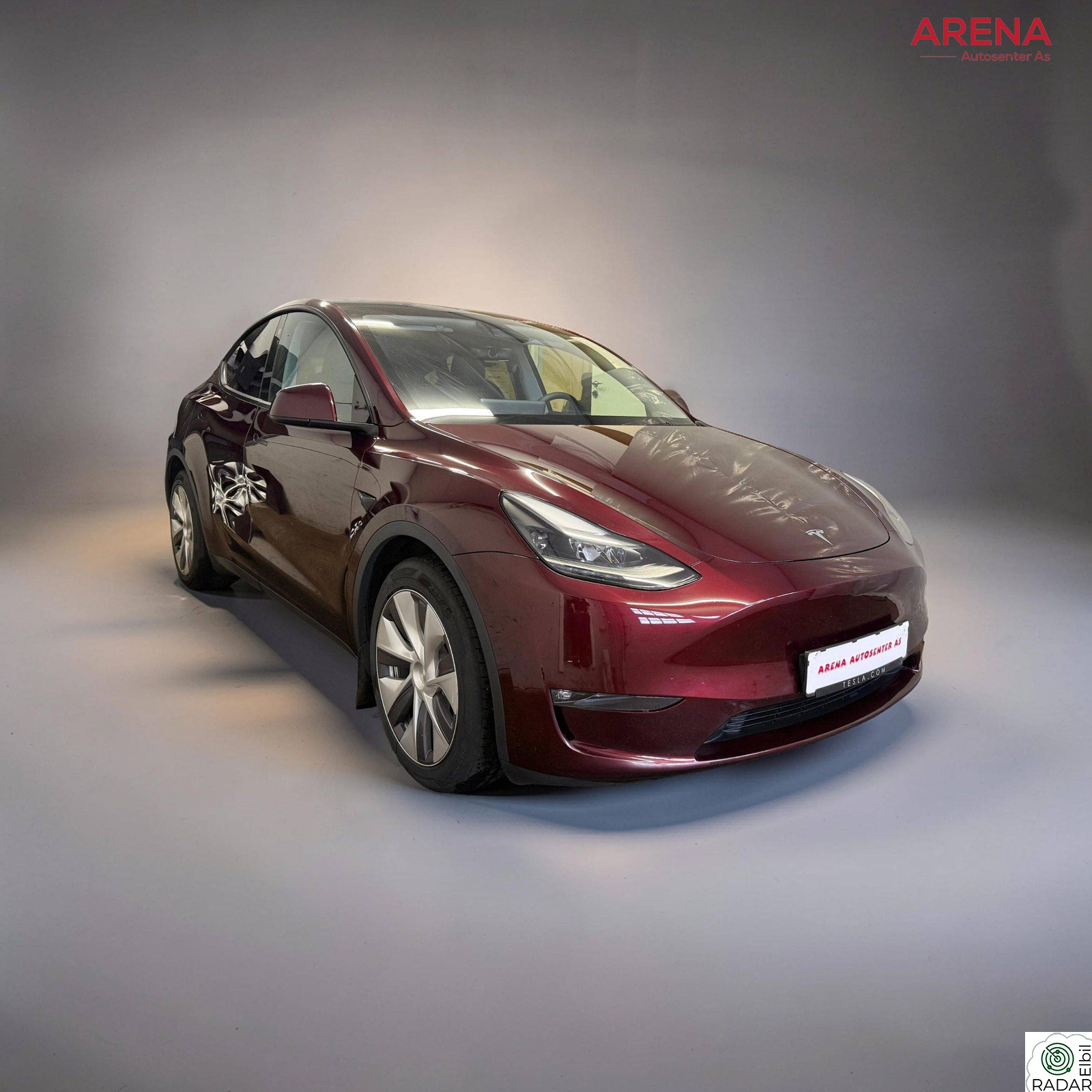 TESLA Model Y LONG RANGE AWD BERLIN/AP/Premium/RYZEN/KROK