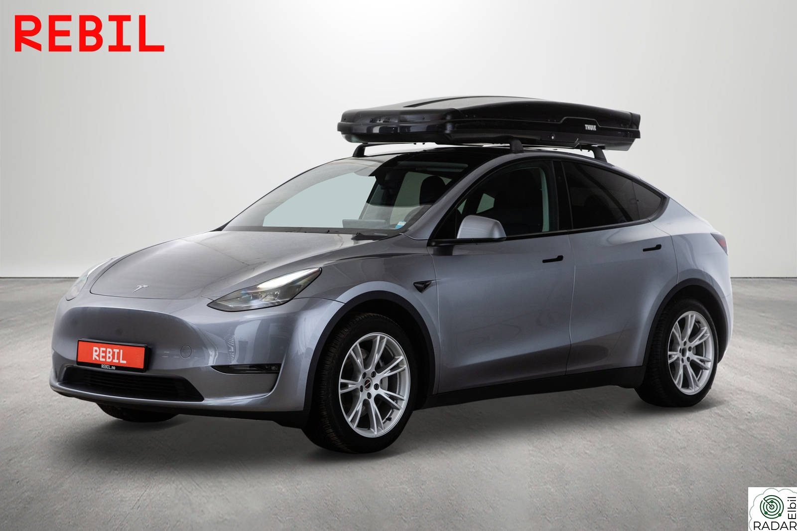 TESLA Model Y 533km(WLTP)/LR/AWD/Ryzen/Navi/R.kam/Pano/AP/V.pumpe