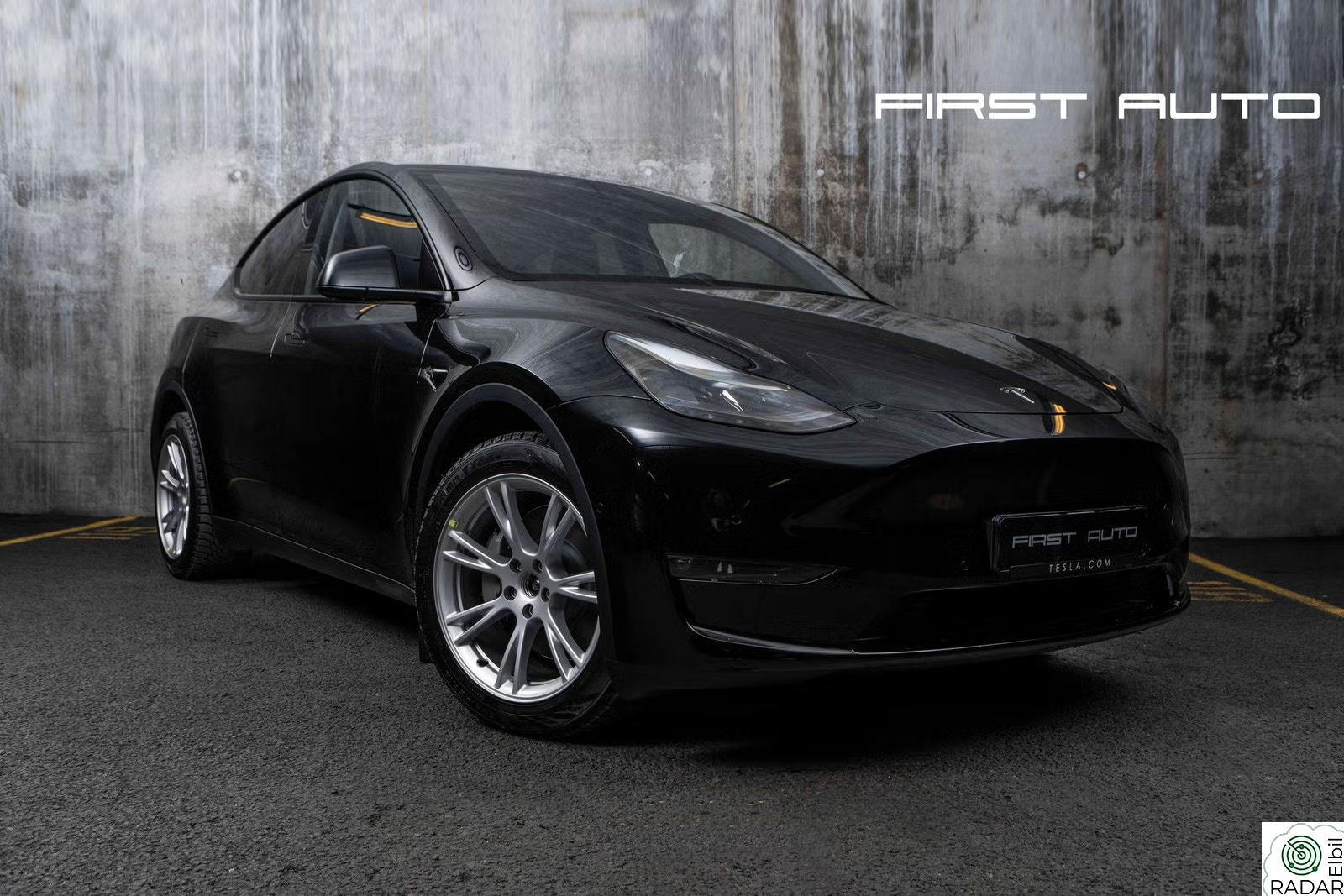 TESLA Model Y LR AWD AP PREMIUM KR 3.900,-/MND