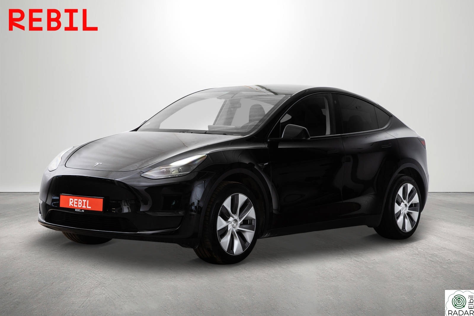 TESLA Model Y 533km/LR/AWD/MCU3/AP/Navi/R.kam/Pano/Memory/V.pumpe