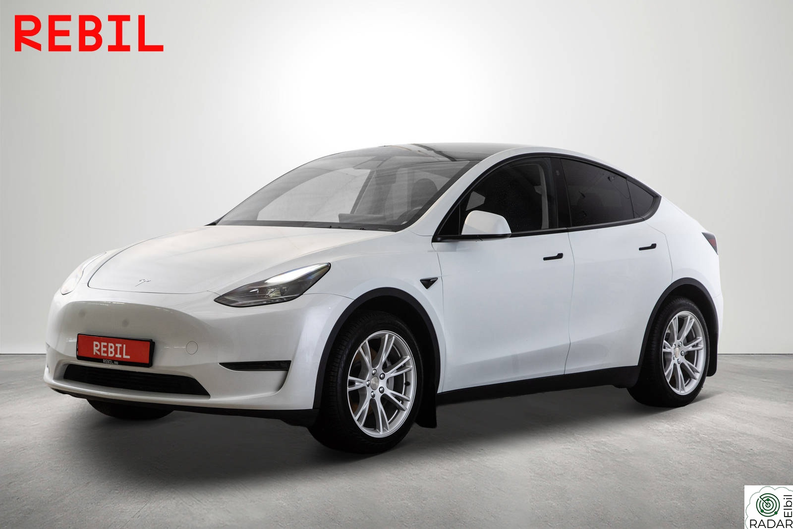TESLA Model Y 533Km (75kWh) LR/AWD/Ryzen/Pano/Navi/AP/V.Pumpe