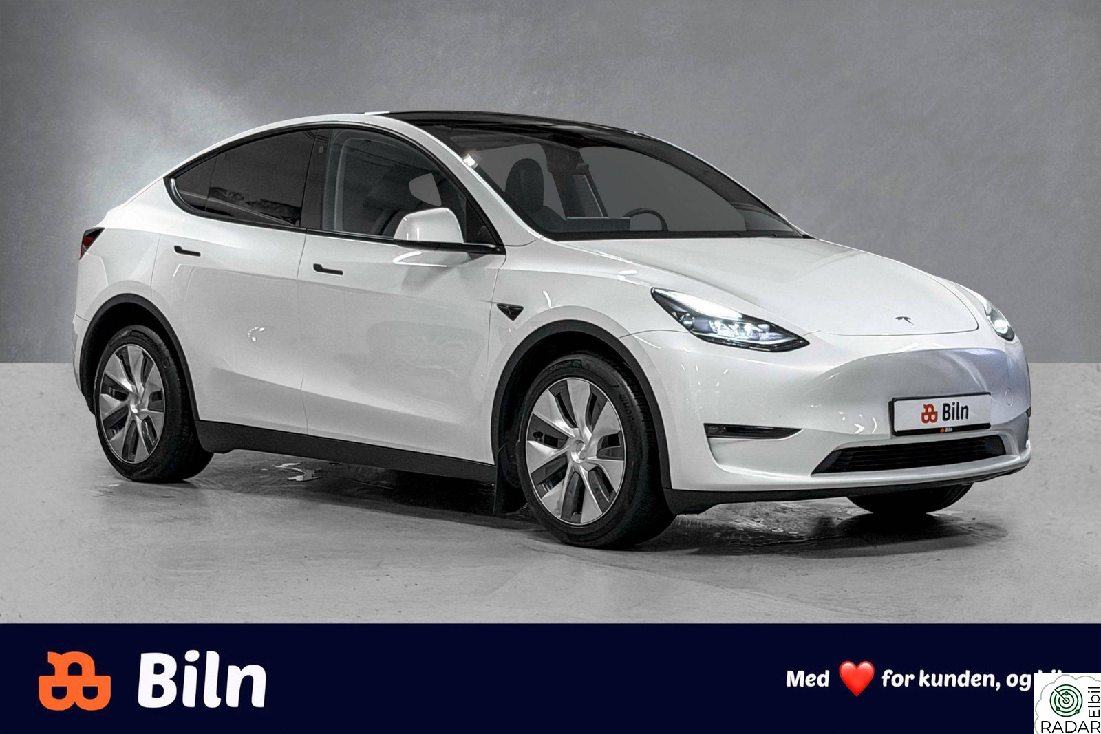 TESLA Model Y Long Range AWD /Krok/Autopilot/Skinn/Premium/HIFI/Pano