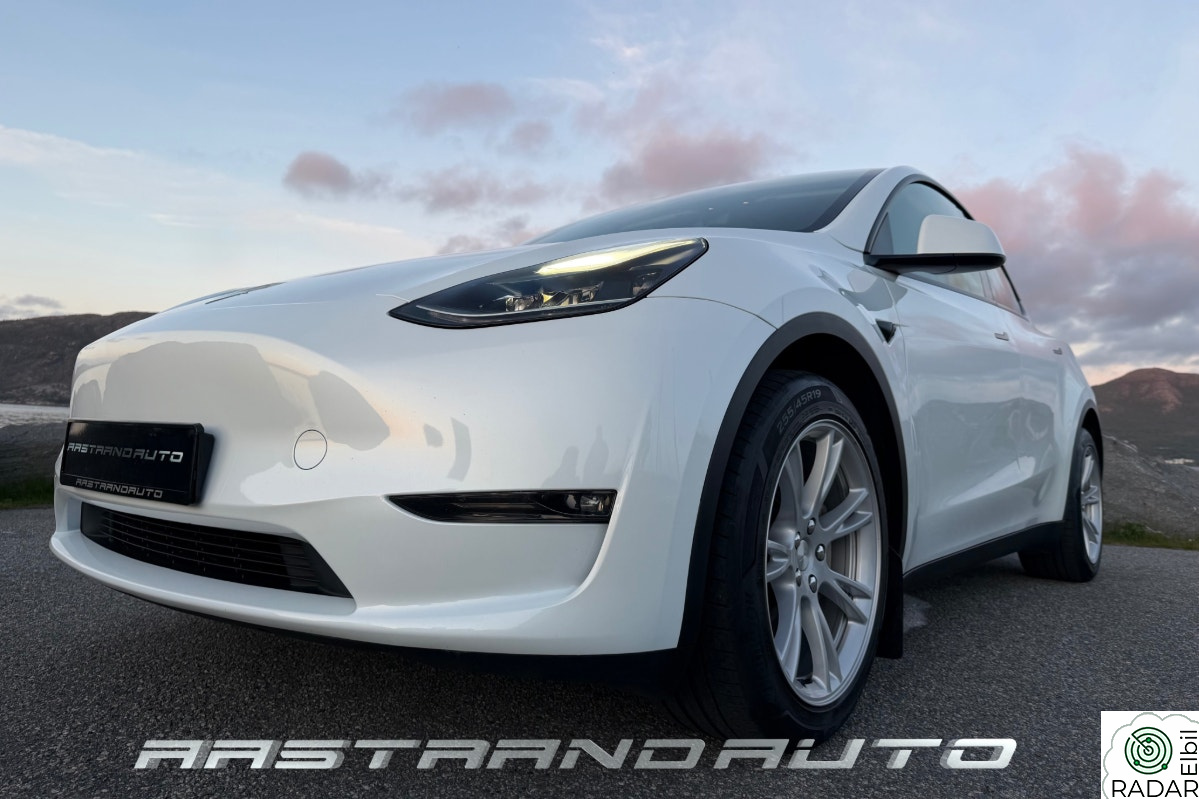 TESLA Model Y LR|PREMIUM|RYZEN|HIFI|PANO|BERLIN|KROK|SKINN|CDELETE