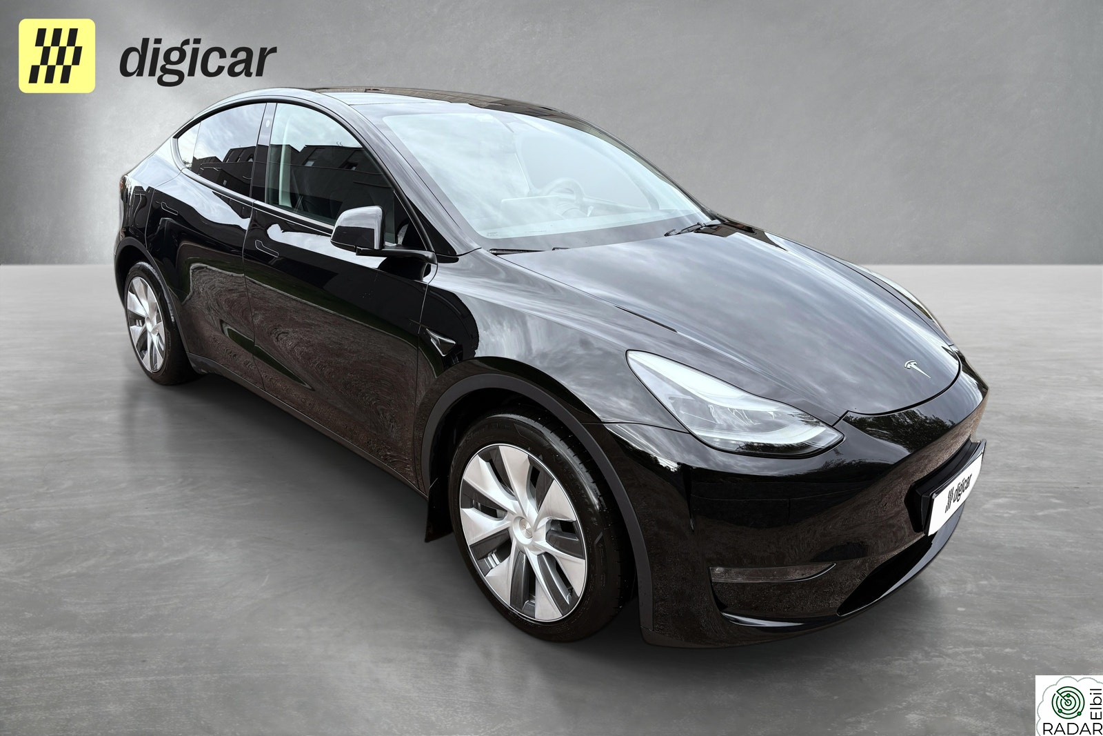 TESLA Model Y Long Range AWD / Autopilot / Hengerfeste / Garanti / ++