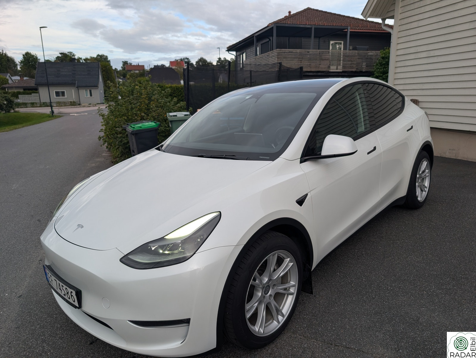 TESLA Model Y Long Range AWD