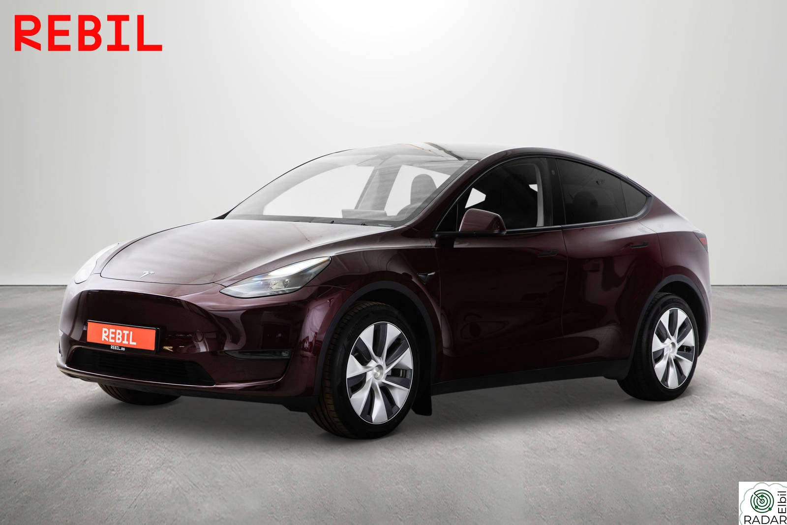 TESLA Model Y 533km/LR/AWD/Krok/MCU3/AP/Navi/R.kam/Pano/Memory/V.pump