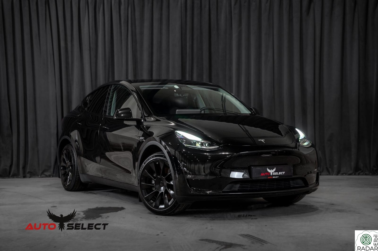 TESLA Model Y Long Range AWD/Premium Lyd/Varmepumpe/Krok/Alcantara