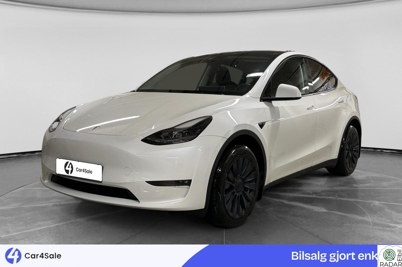 TESLA Model Y LR AWD 533km/ Krok/ Skinn/ Pano/ Premium/ AP/ Garanti++