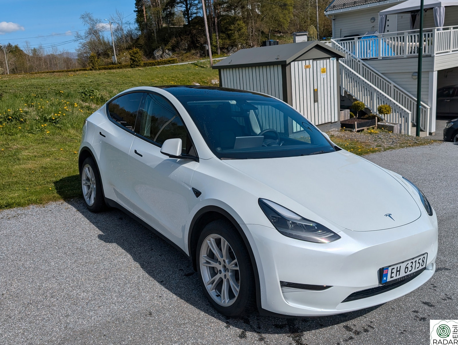 TESLA Model Y Long Range AWD