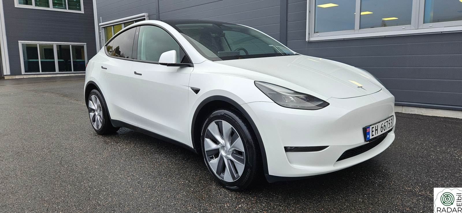 TESLA Model Y Long Range AWD