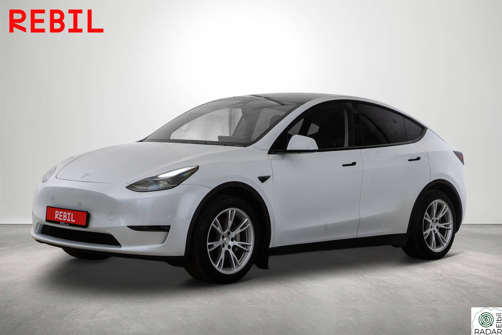 TESLA Model Y 533km(WLTP) LR/AWD/Krok/Ryzen/Navi/R.kam/AP/Pano/Skinn