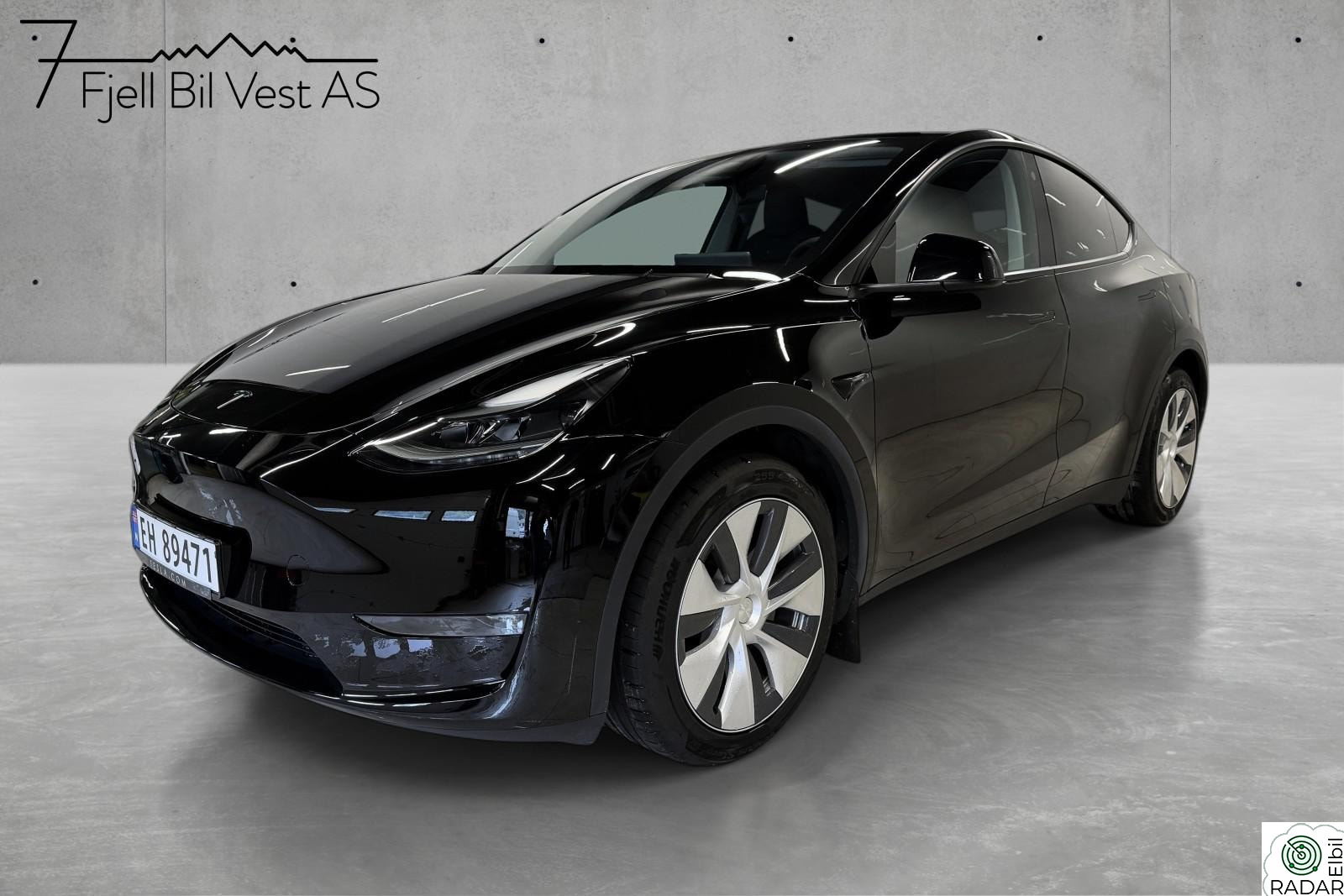 TESLA Model Y Premium AP Skinn Krok Panorama Vinterpakke HiFi 19+19