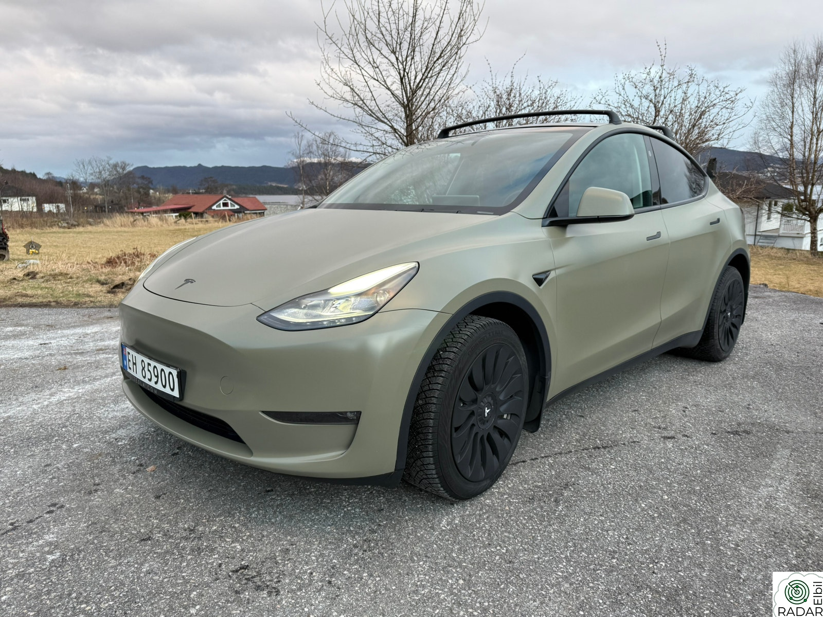 TESLA Model Y Long Range AWD