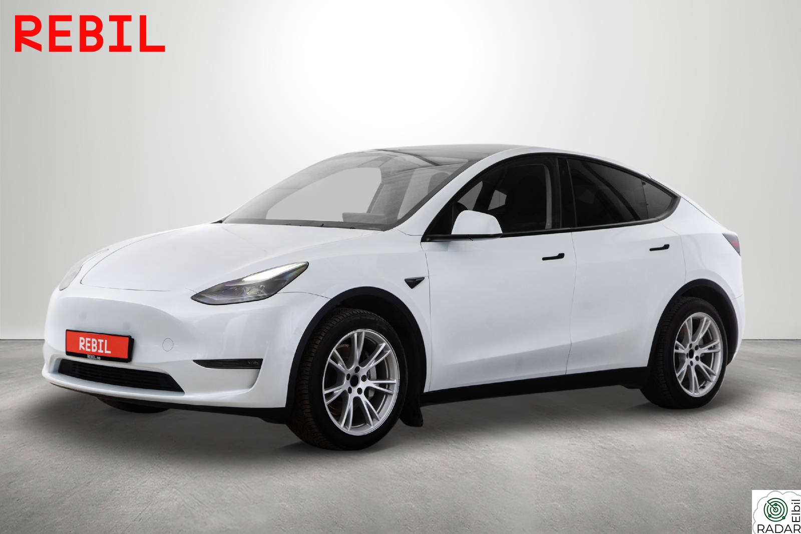 TESLA Model Y 533km(WLTP)/LR/AWD/Krok/Ryzen/Navi/Rkam/Pano/AP/V.pumpe