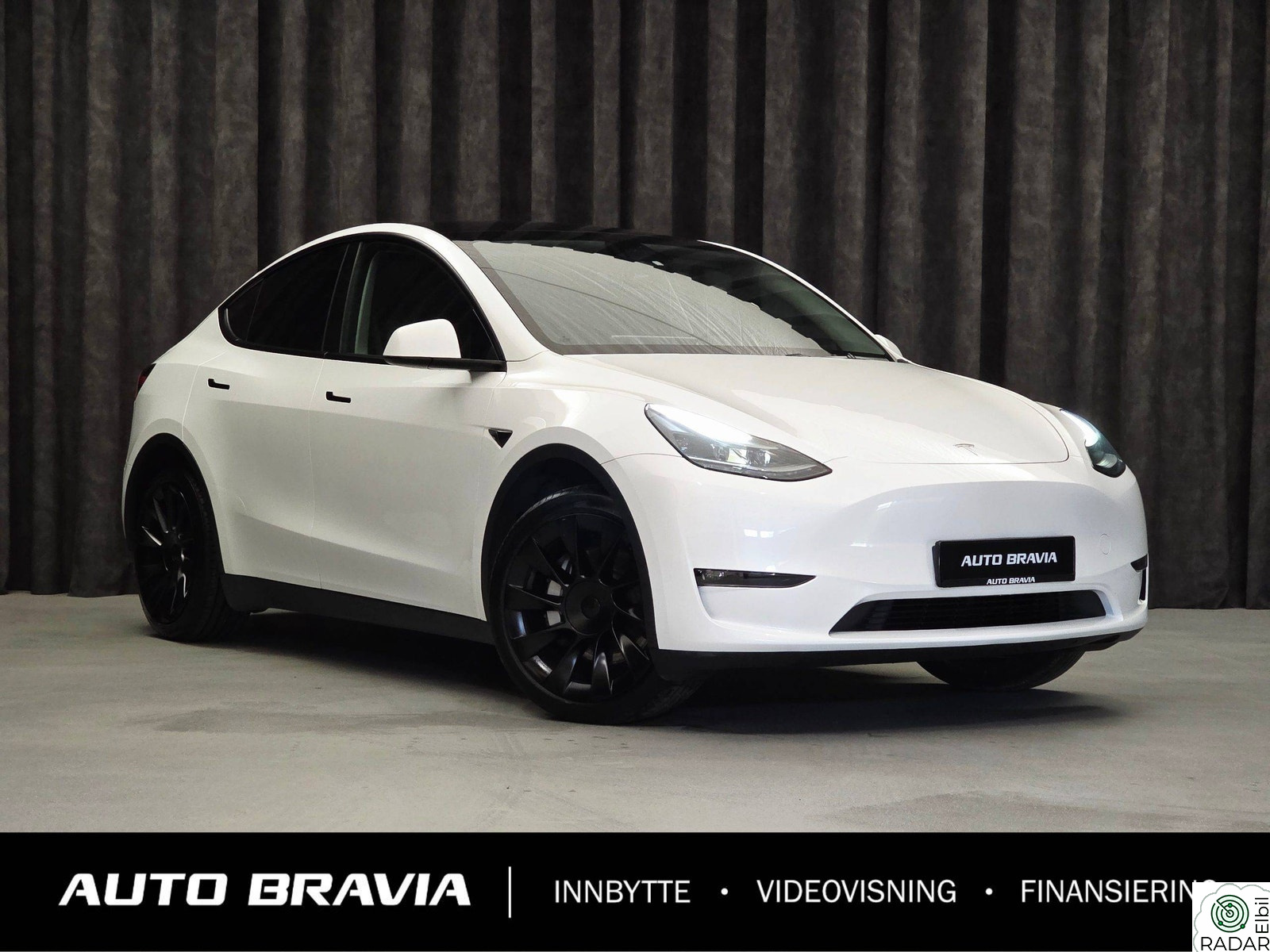 TESLA Model Y LONG RANGE/DUALMOTOR/533KM/KROK/MATRIX/AP/AMD/V.PUMPE++
