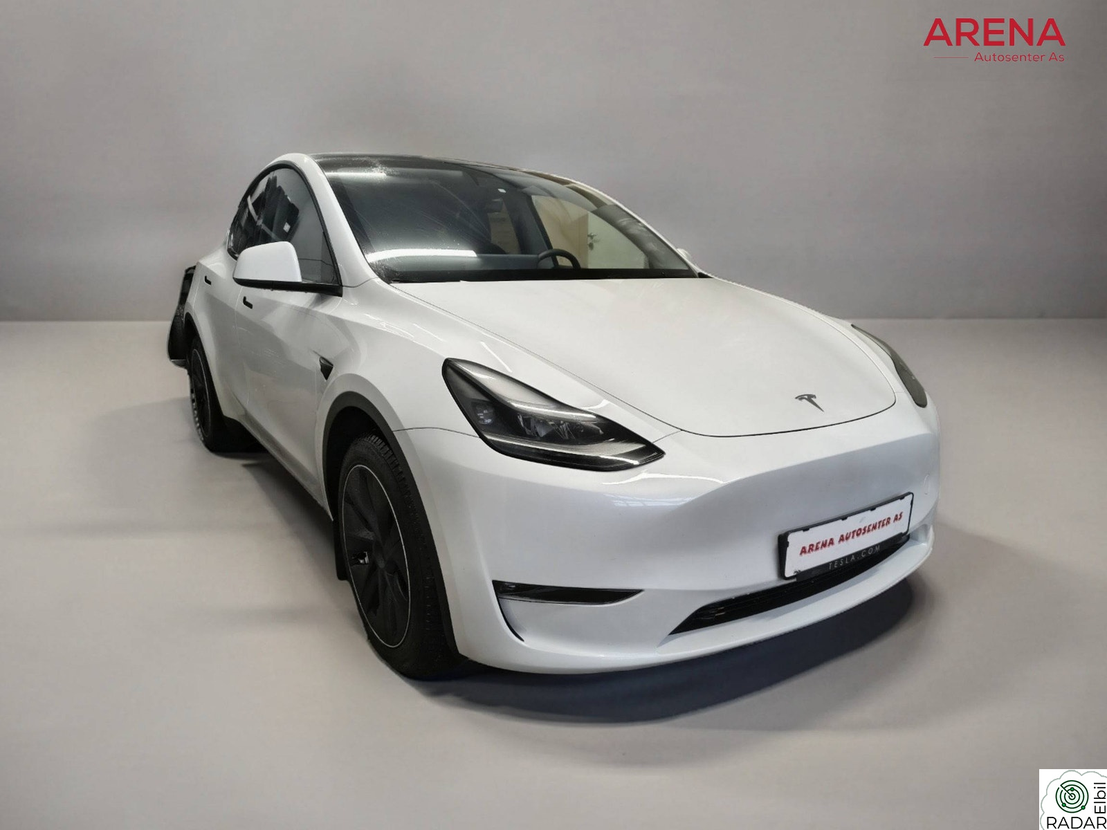 TESLA Model Y LONG RANGE AWD BERLIN/AP/Premium/RYZEN/KROK
