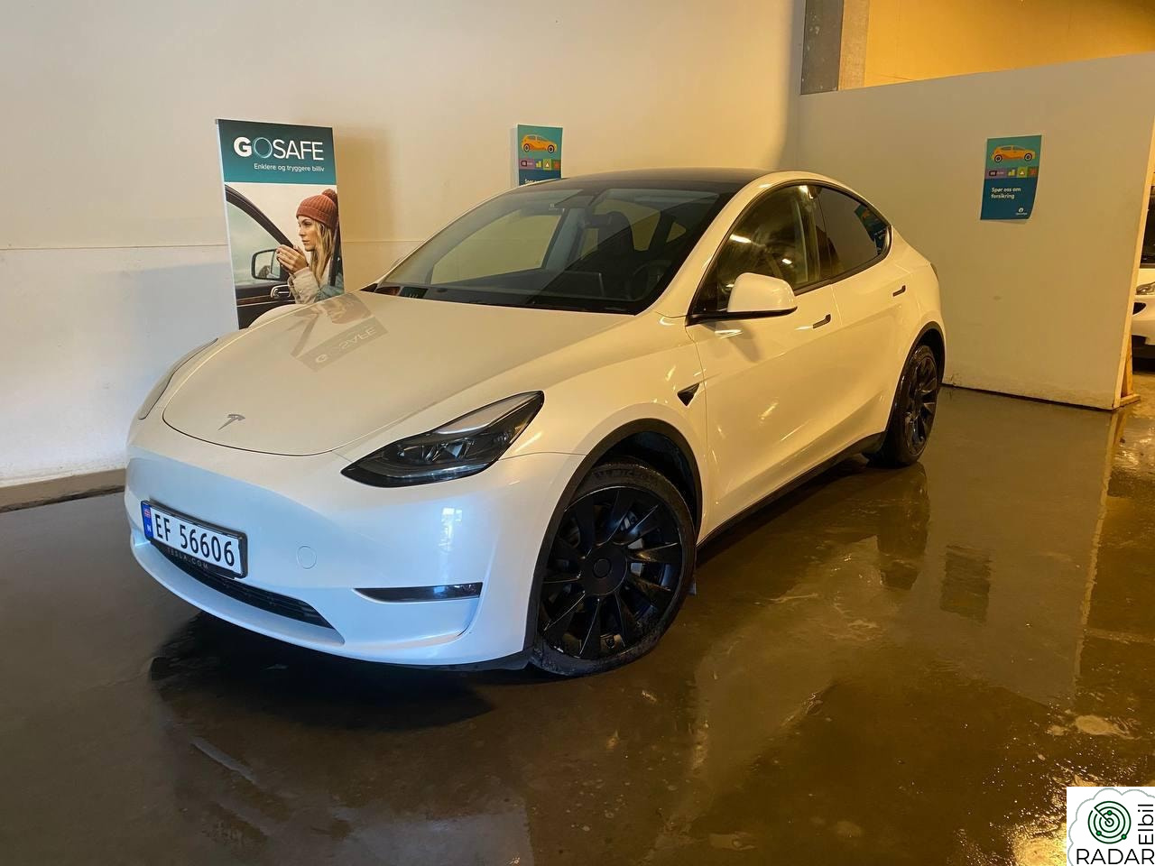 TESLA Model Y EU 2027 // 1 EIER // 4X4 // KROK // SE PRIS !!