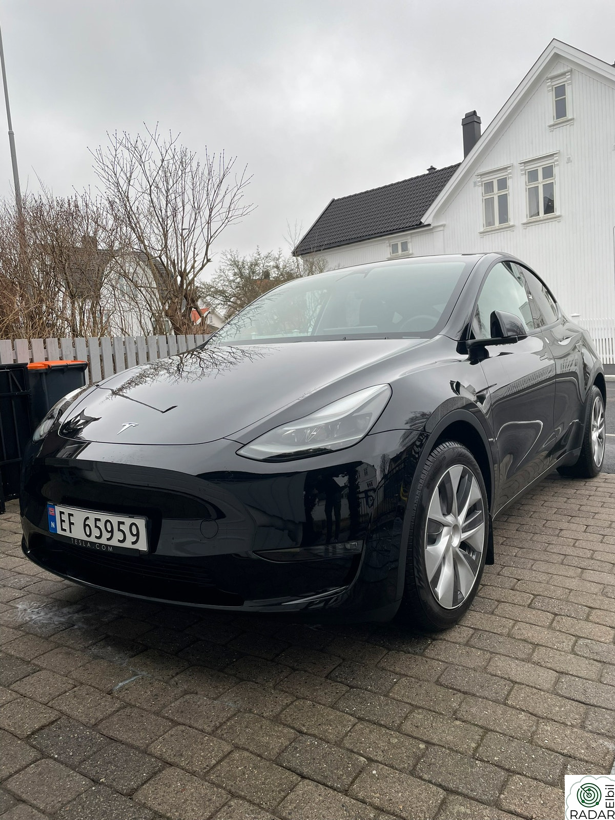TESLA Model Y Long Range AWD
