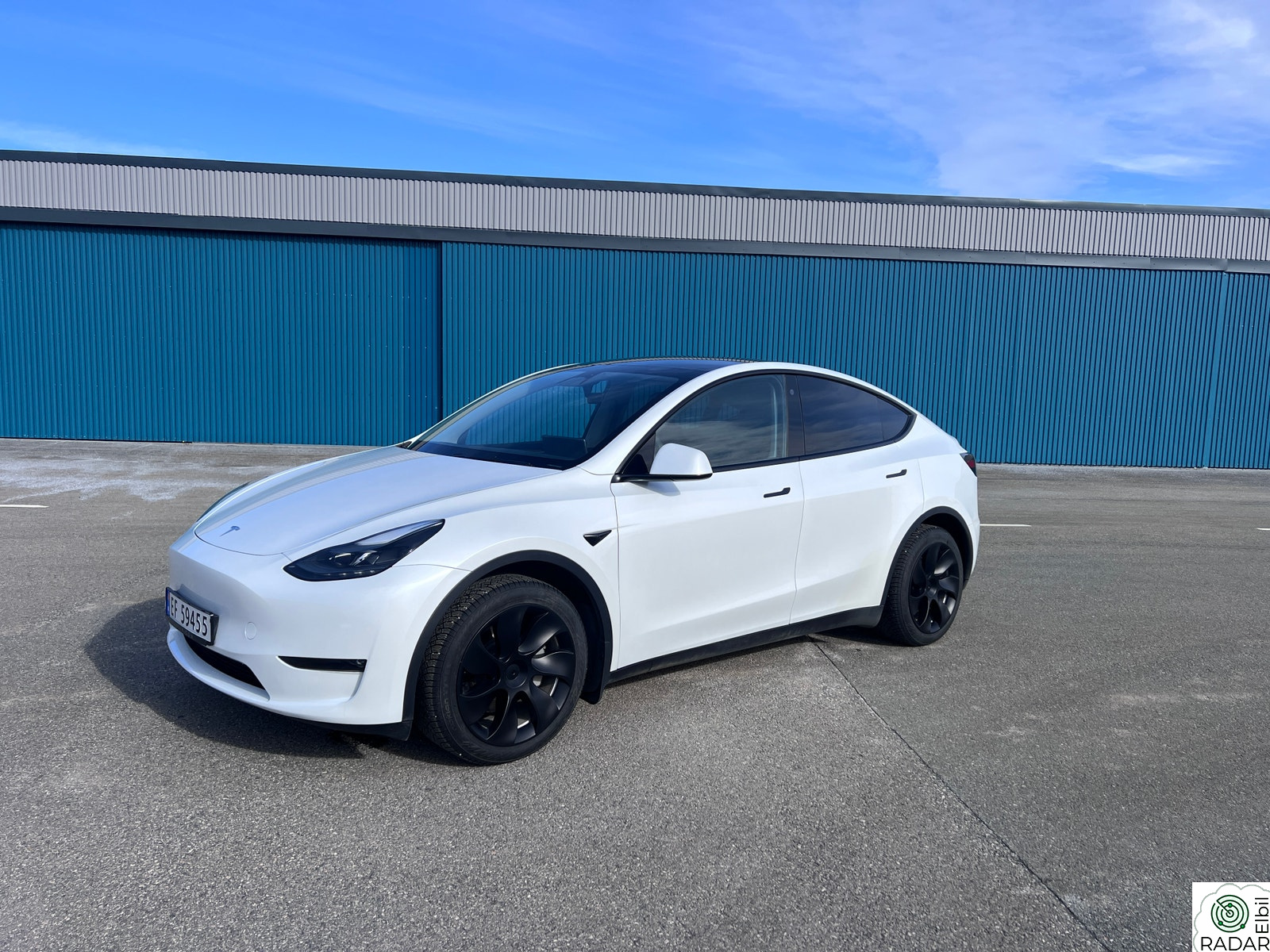 TESLA Model Y Long Range AWD