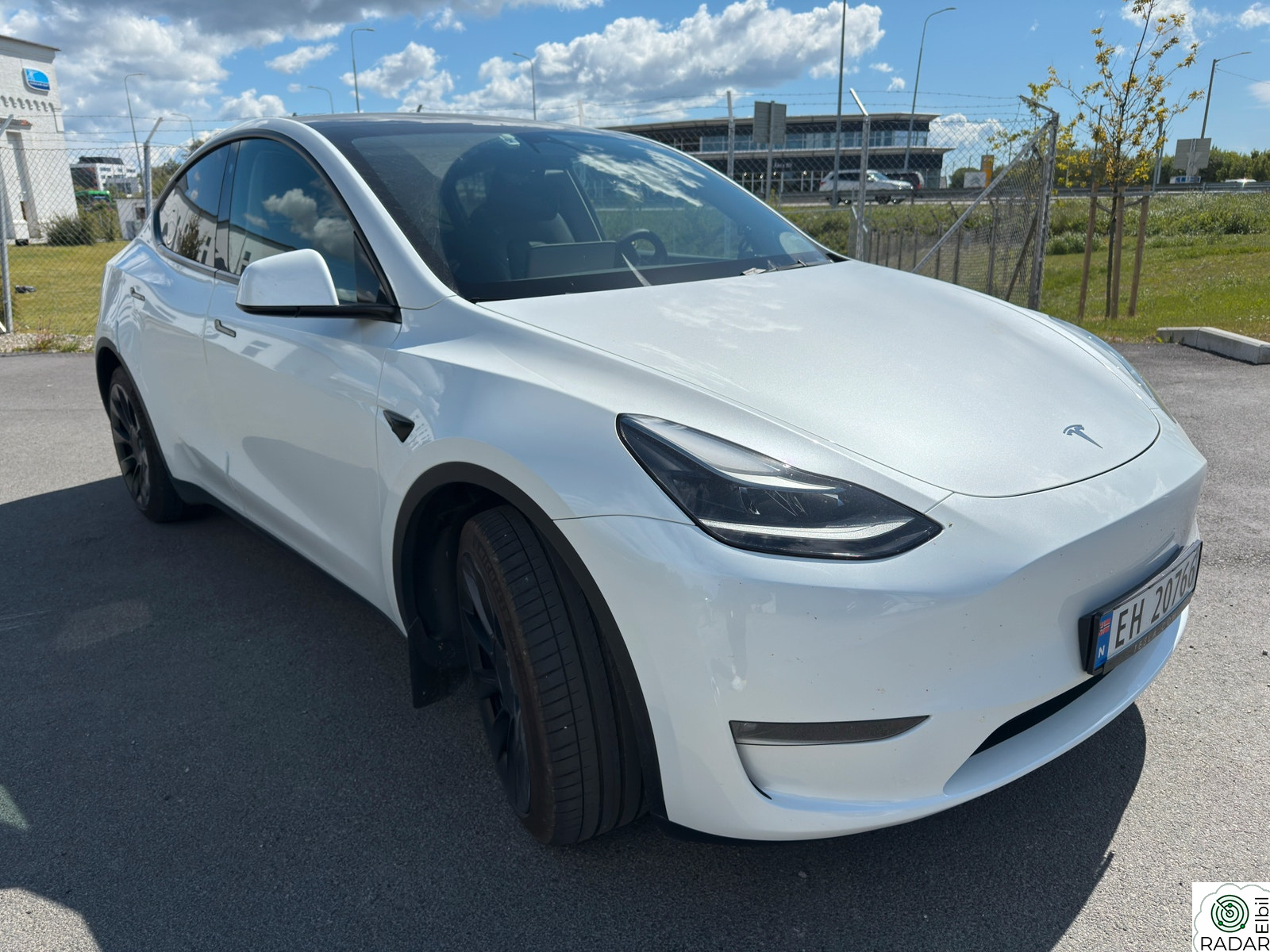 TESLA Model Y Long Range AWD