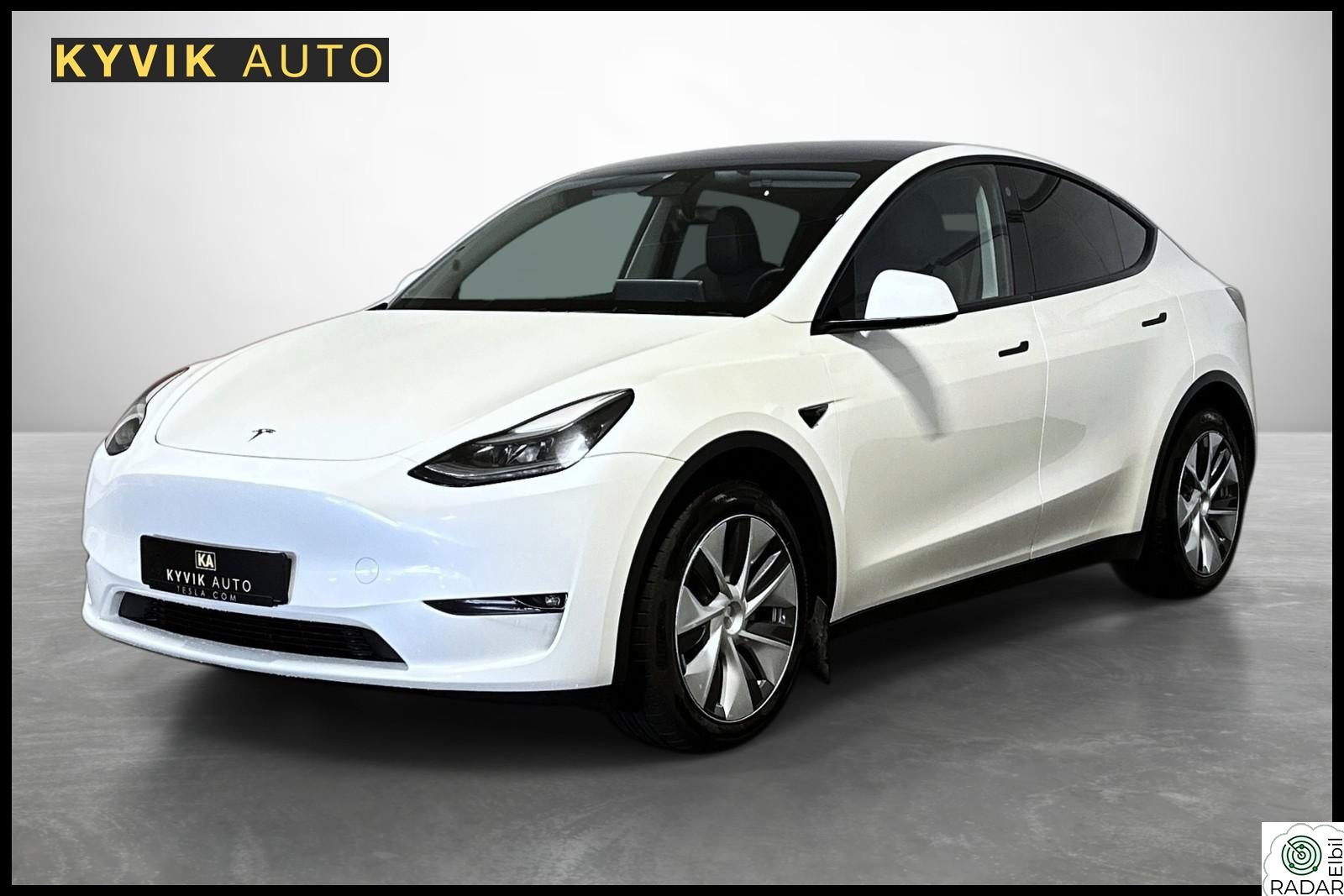 TESLA Model Y Long Range / PANO / NAVI / R.KAMERA / AWD / EU.27++