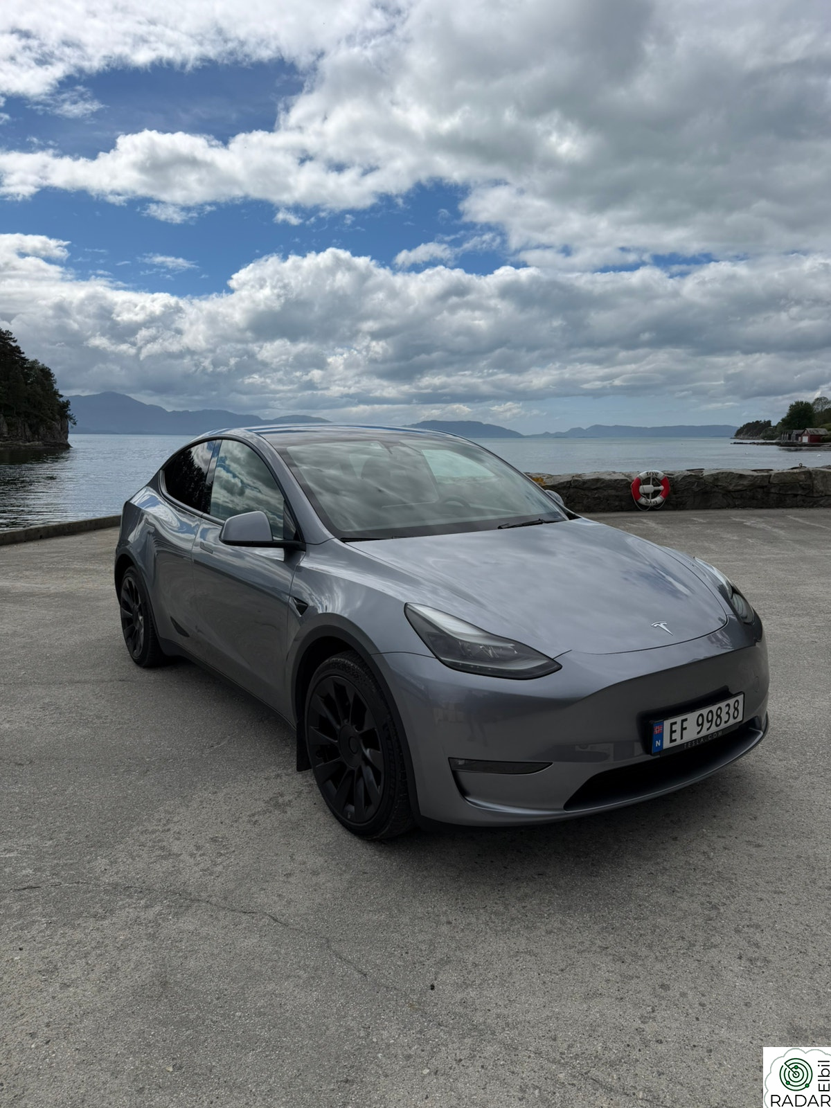 TESLA Model Y Long Range AWD