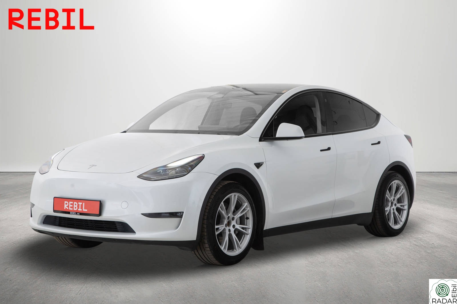 TESLA Model Y 533km(75KWh)LR/Autopilot/Ryzen/Krok, Pano/V.pumpe/AWD